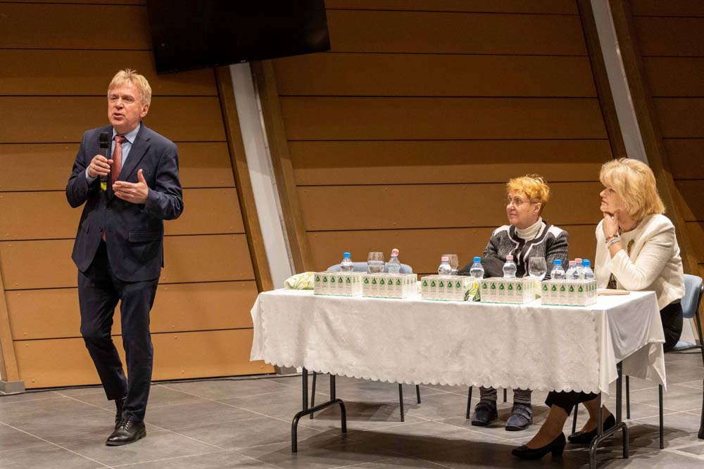 Hírmodó A Béresalapítványról Html 429f173d.jpg