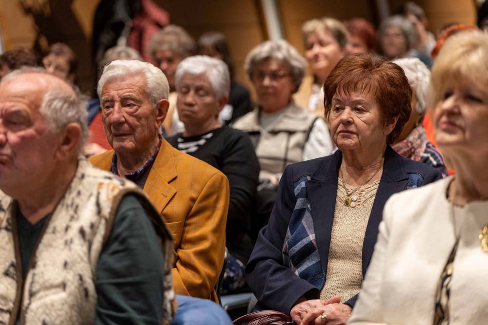 Hírmodó A Béresalapítványról Html M4c2bb196.jpg