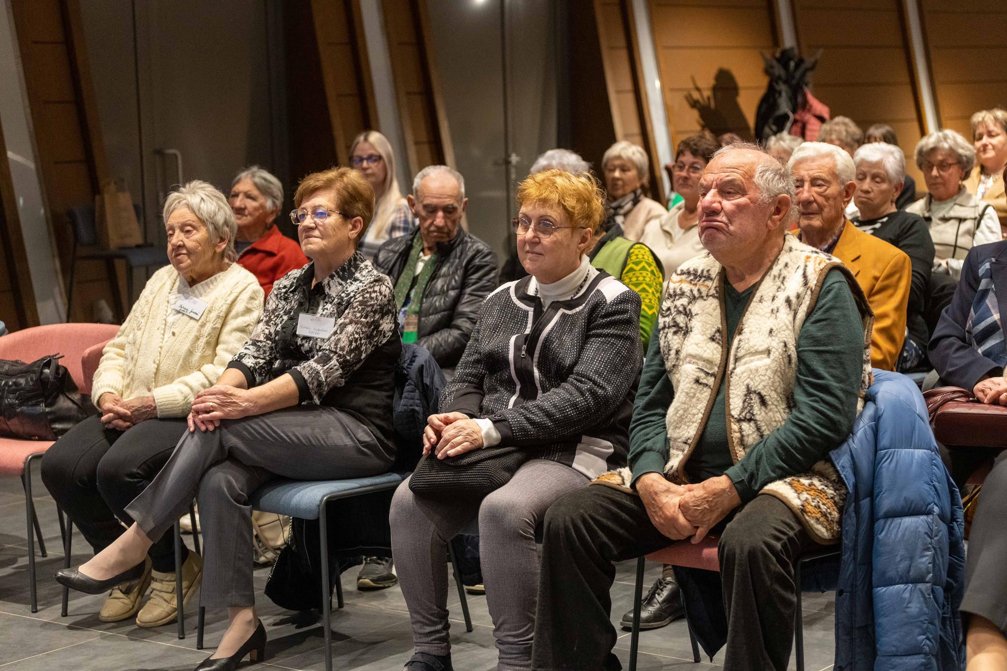 Szepesi Tibor A Béresalapítványról Html 6f9ac45c.jpg